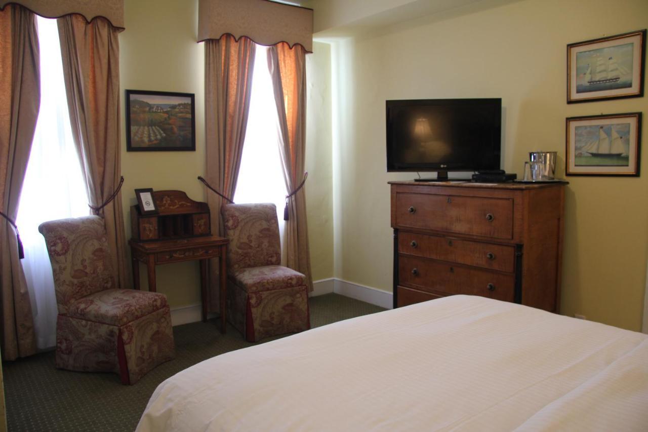 Morris House Hotel 3*